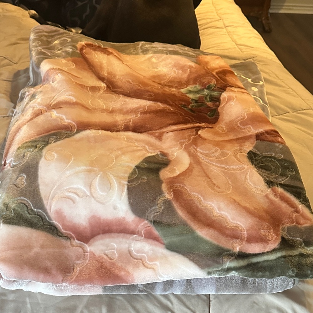 Floral Plush Blanket